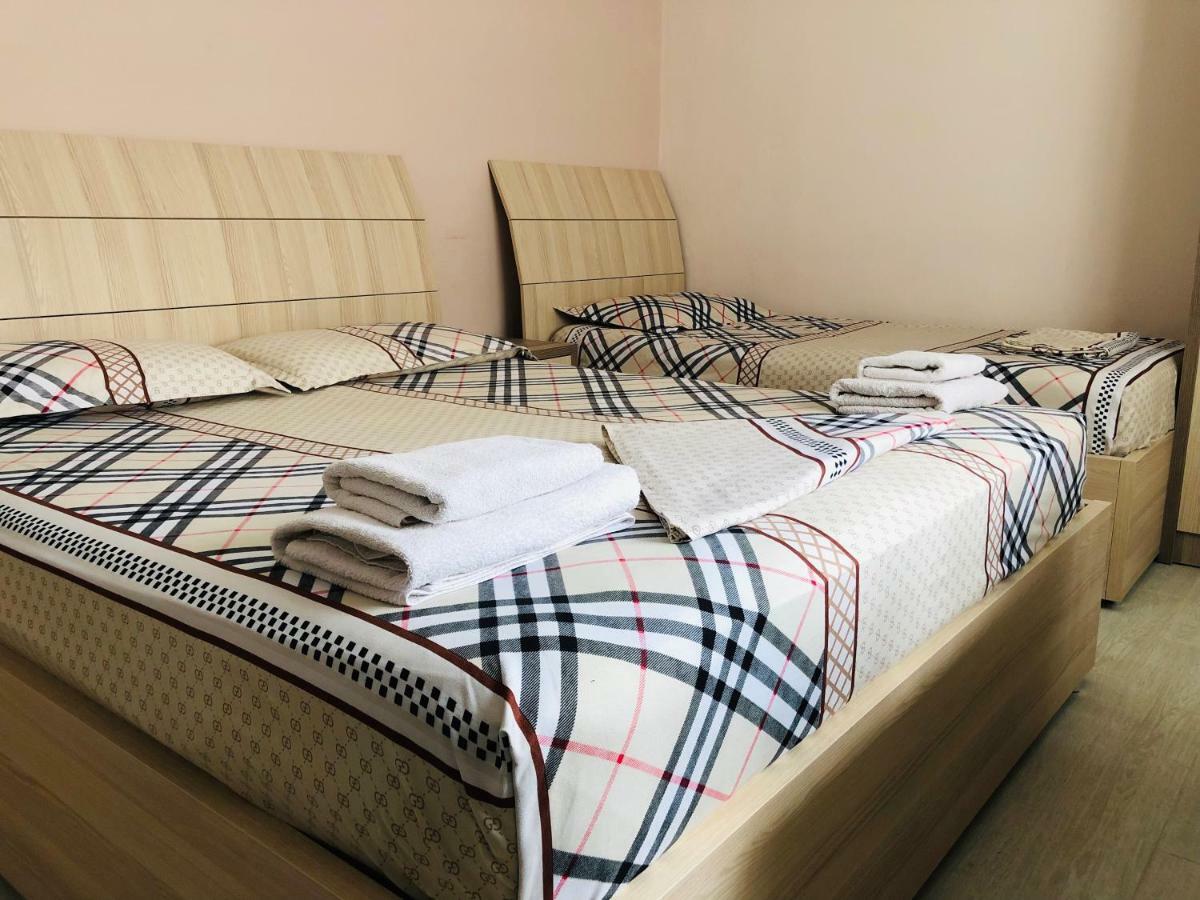 City Rooms And Studio Apartments Tirana Exterior photo